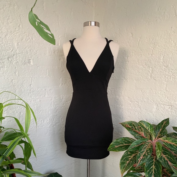 Bodycon mini dress with strappy back - Picture 2 of 5